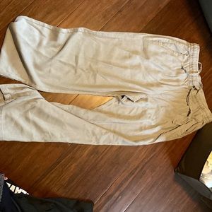 Old navy linen pants size large nwot. Gray